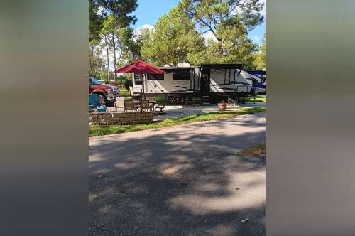 2021 Forest River Cherokee Alpha Wolf 26RL-L in penn laird VA