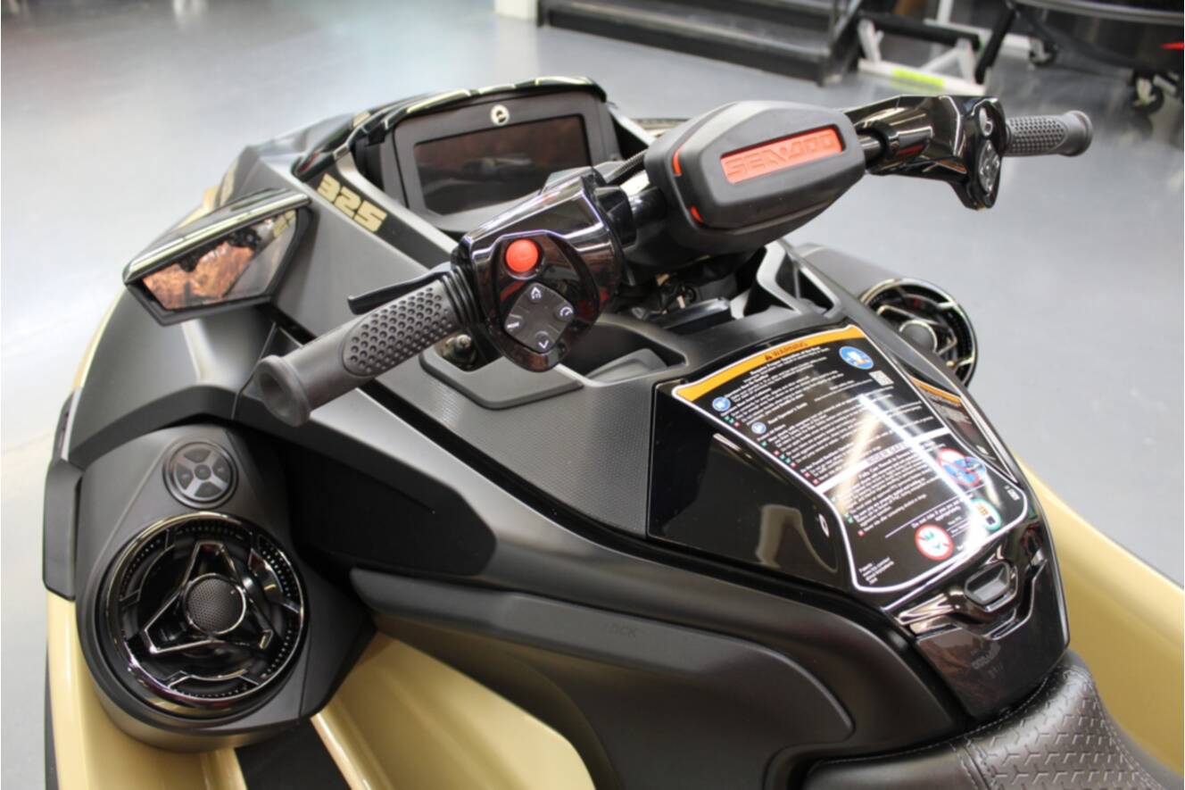 A photo of this 2025 Sea-Doo RXT-X 325