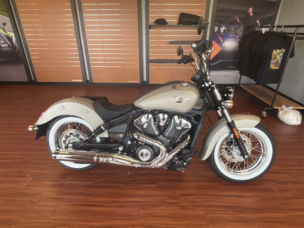 2025 Indian Scout Classic Limited Silver Quartz Smoke LIMITED in Daytona Beach, FL