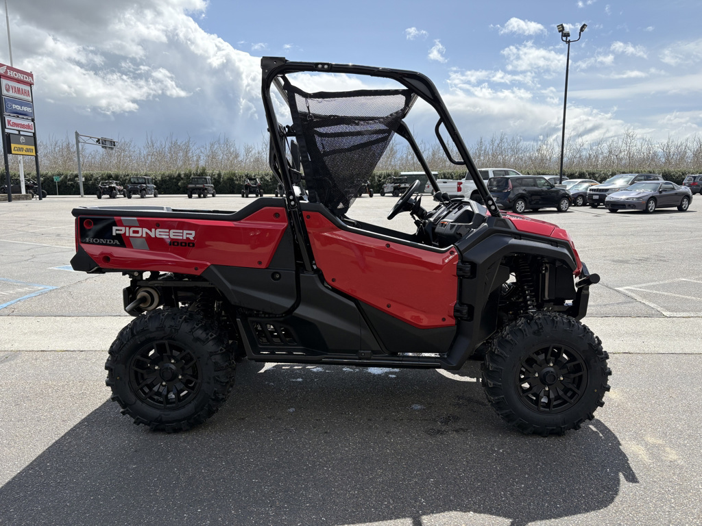 2025 Honda Pioneer 1000 Deluxe in red bluff CA
