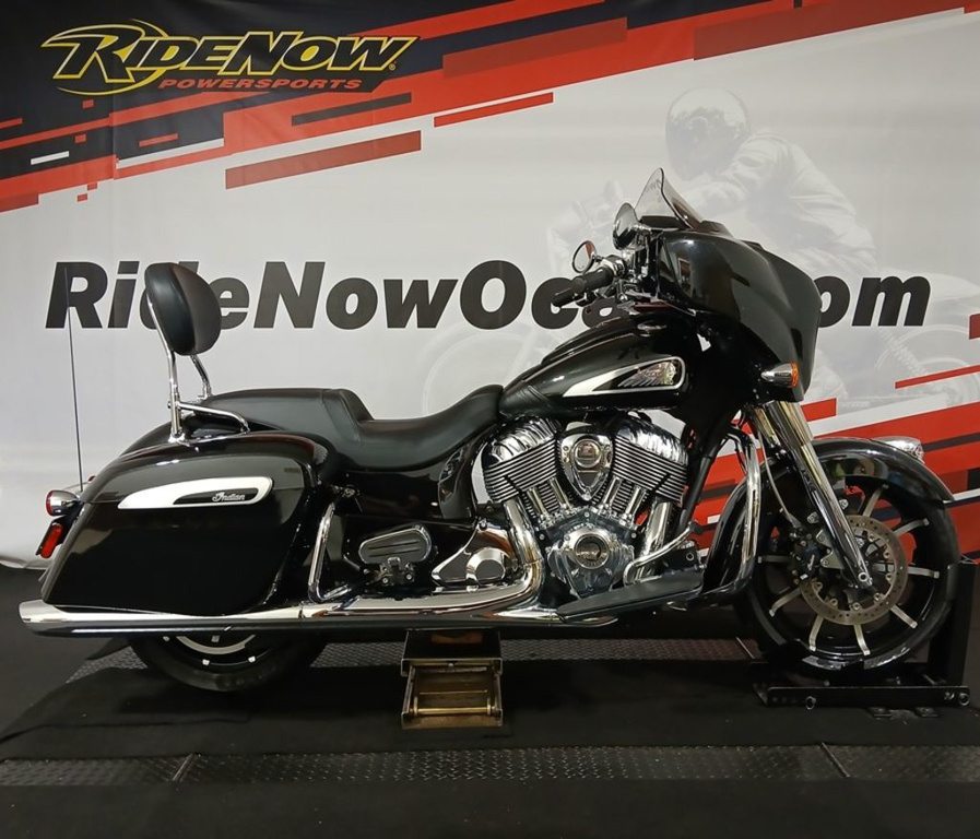 2019 Indian Chieftain Limited Icon Series Dragon Green LIMITED in Ocala, FL