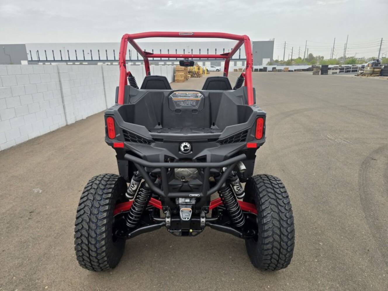 A photo of this 2026 Can-Am Maverick Sport X Rc 1000R