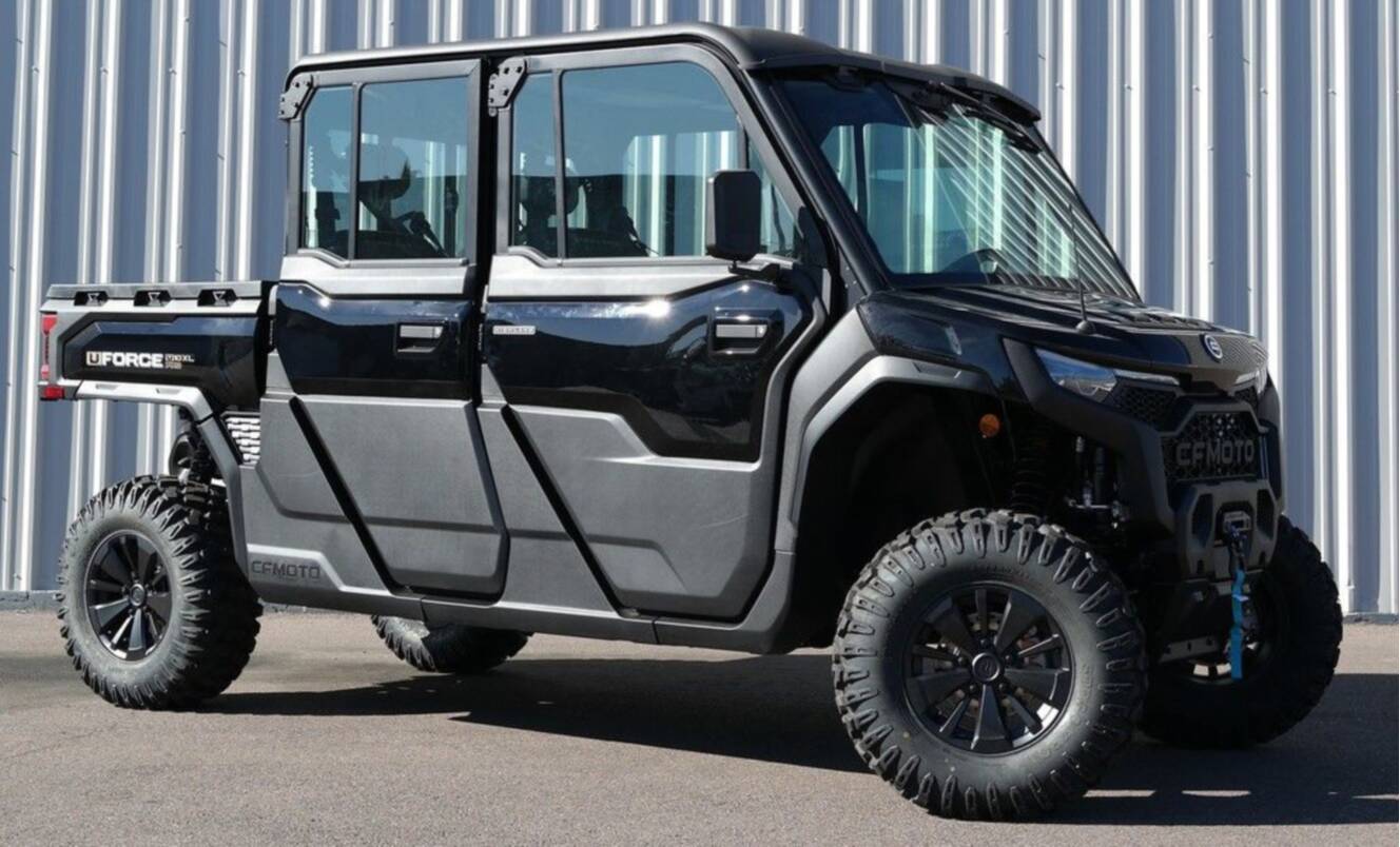 A photo of this 2026 CFMOTO UFORCE U10 XL Pro Highland