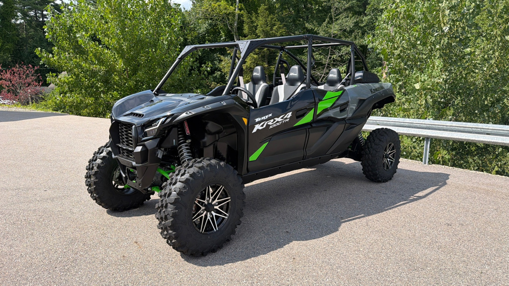 2027 Kawasaki Teryx KRX4 1000 TR in milford NH