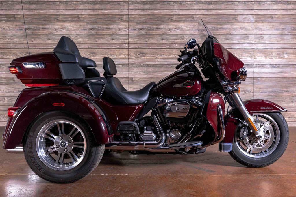 2022 Harley-Davidson FLHTCUTG - Tri Glide Ultra ULTRA CLASSIC in Alton, IL