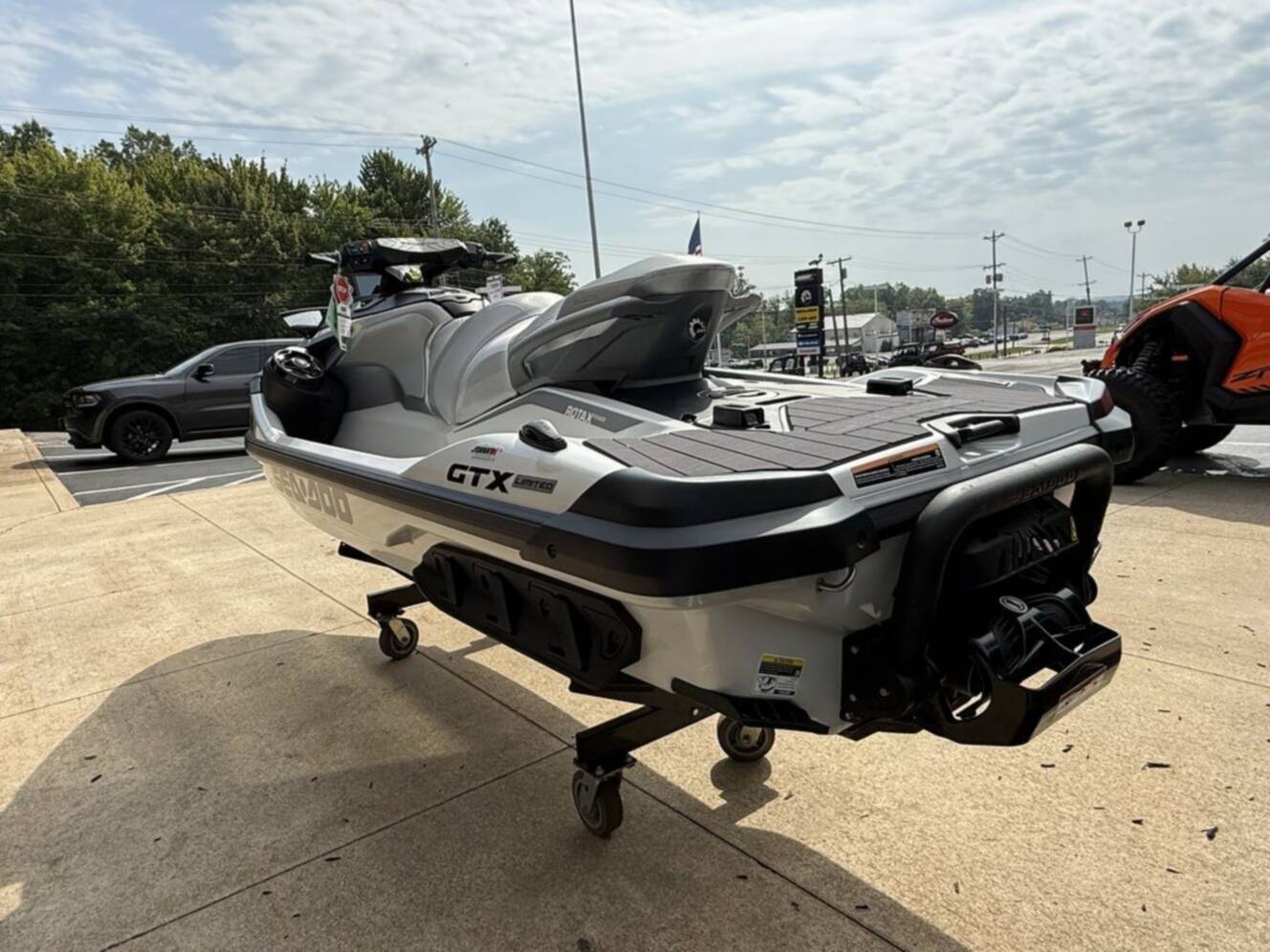 A photo of this 2026 Sea-Doo GTX Limited 325 White Pearl Premium