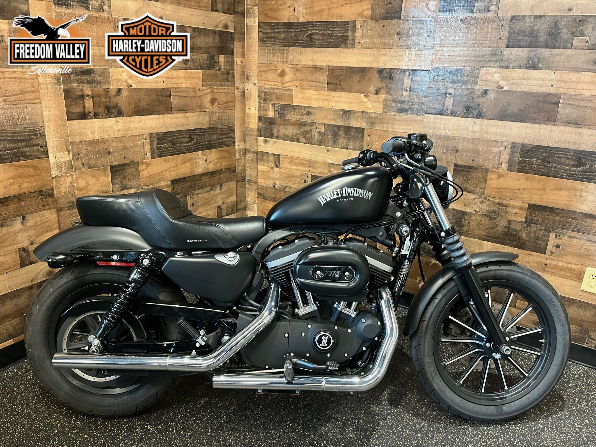 2012 Harley-Davidson Iron 883 IRON in Sellersville, PA