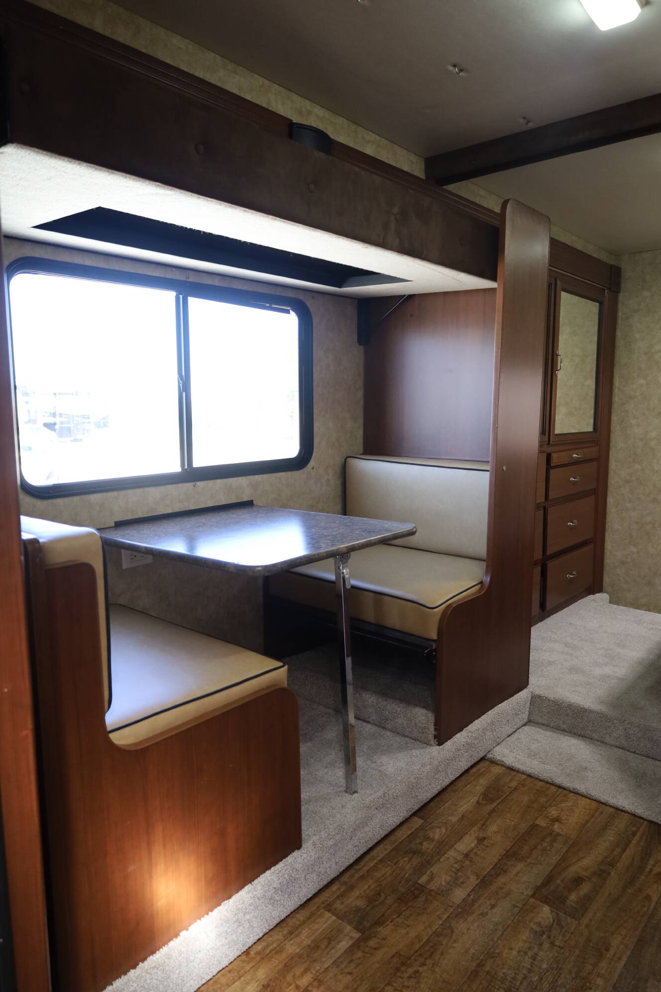 A photo of this 2013 Fleetwood Storm 32BH