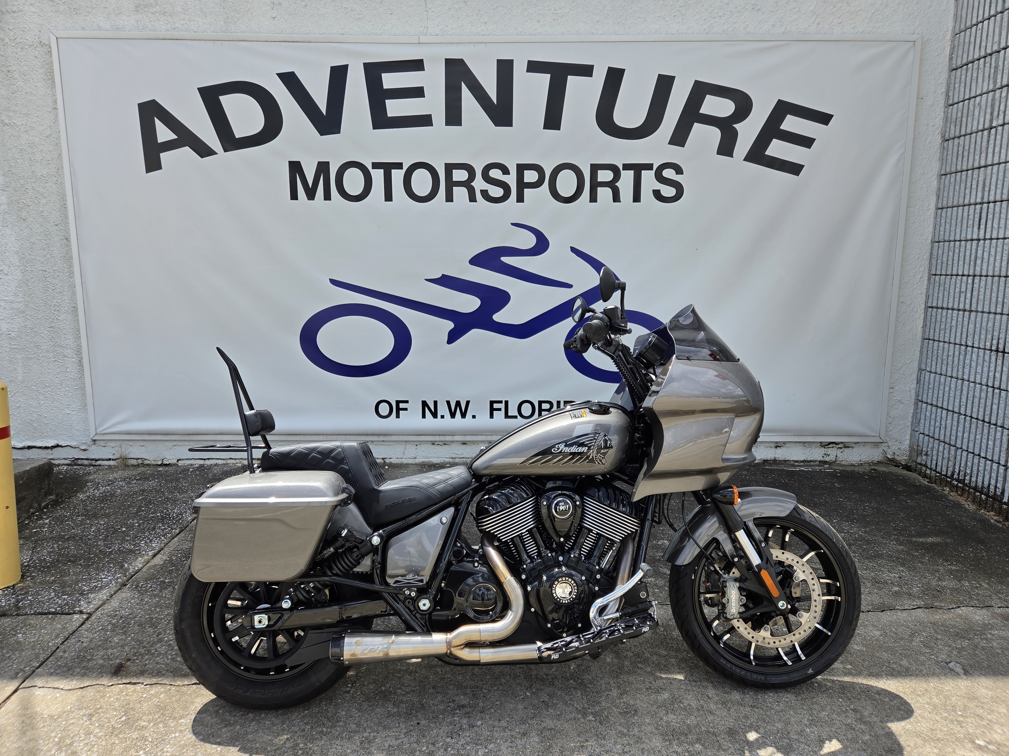 2025 Indian Sport Chief RT , HEAVY METAL, 49S RT in Pensacola, FL