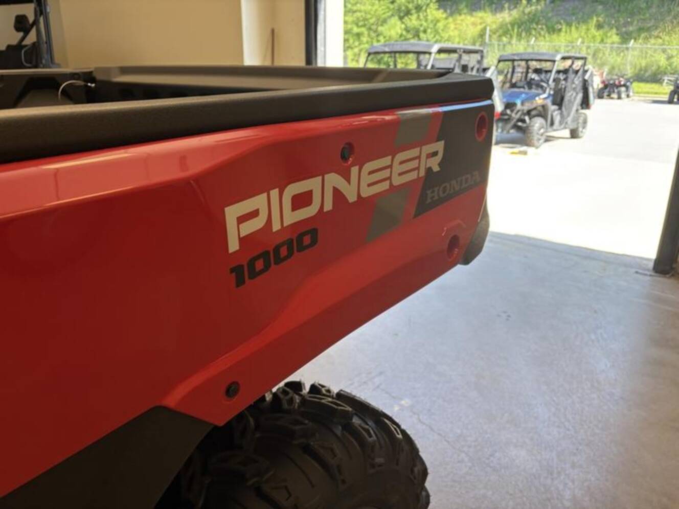 A photo of this 2025 Honda Pioneer 1000-6 DLX CREW