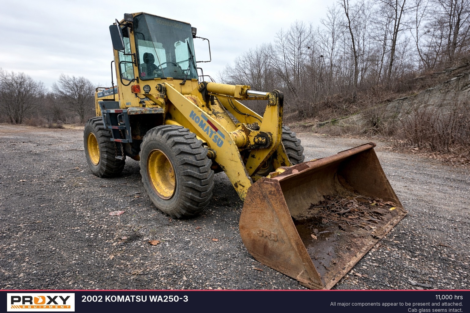 2002 KOMATSU WA250-3 in Trenton, NJ