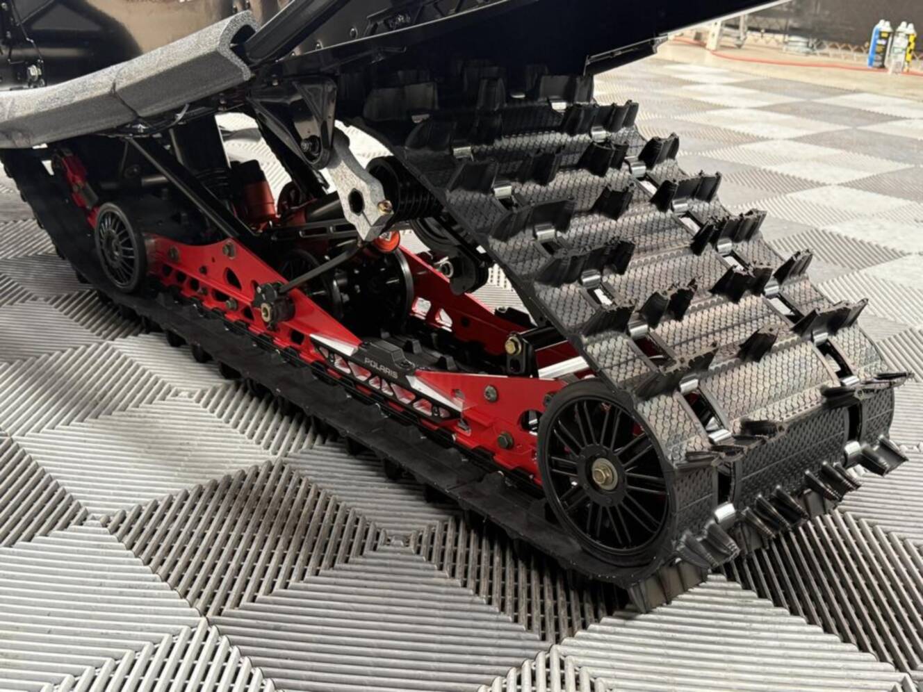 A photo of this 2027 Polaris 9R INDY VR1 DYNAMIX 137