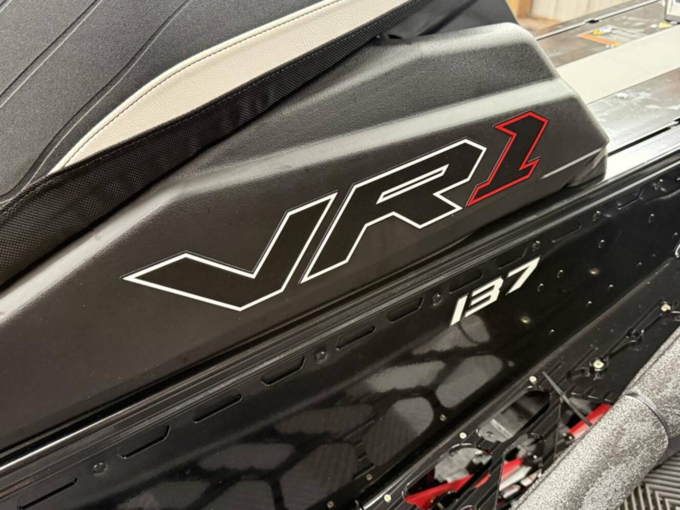 A photo of this 2027 Polaris 9R INDY VR1 DYNAMIX 137