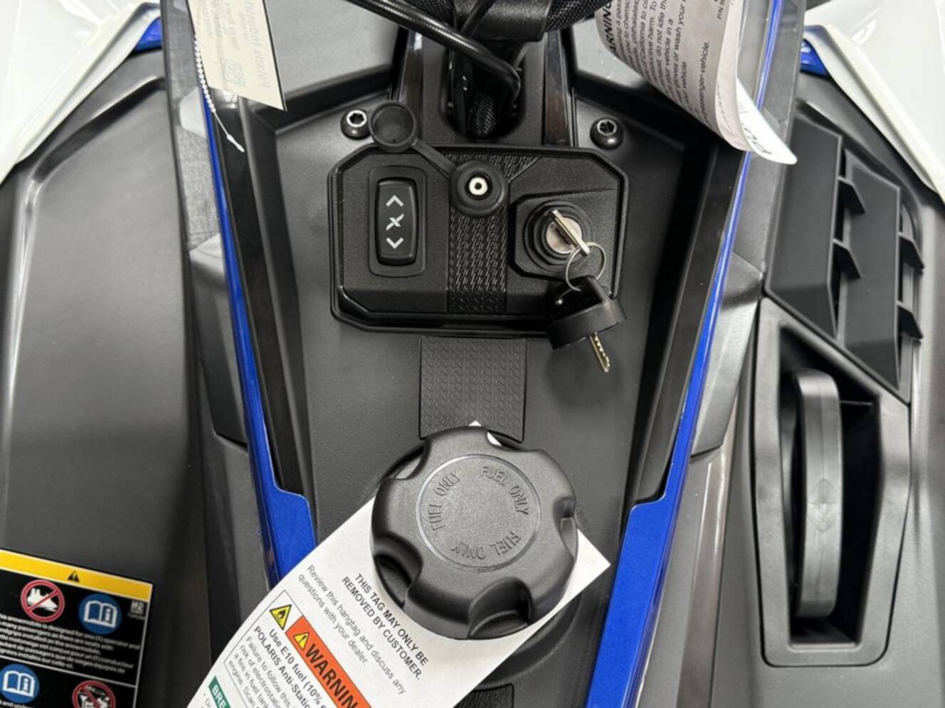A photo of this 2027 Polaris 9R INDY VR1 DYNAMIX 137