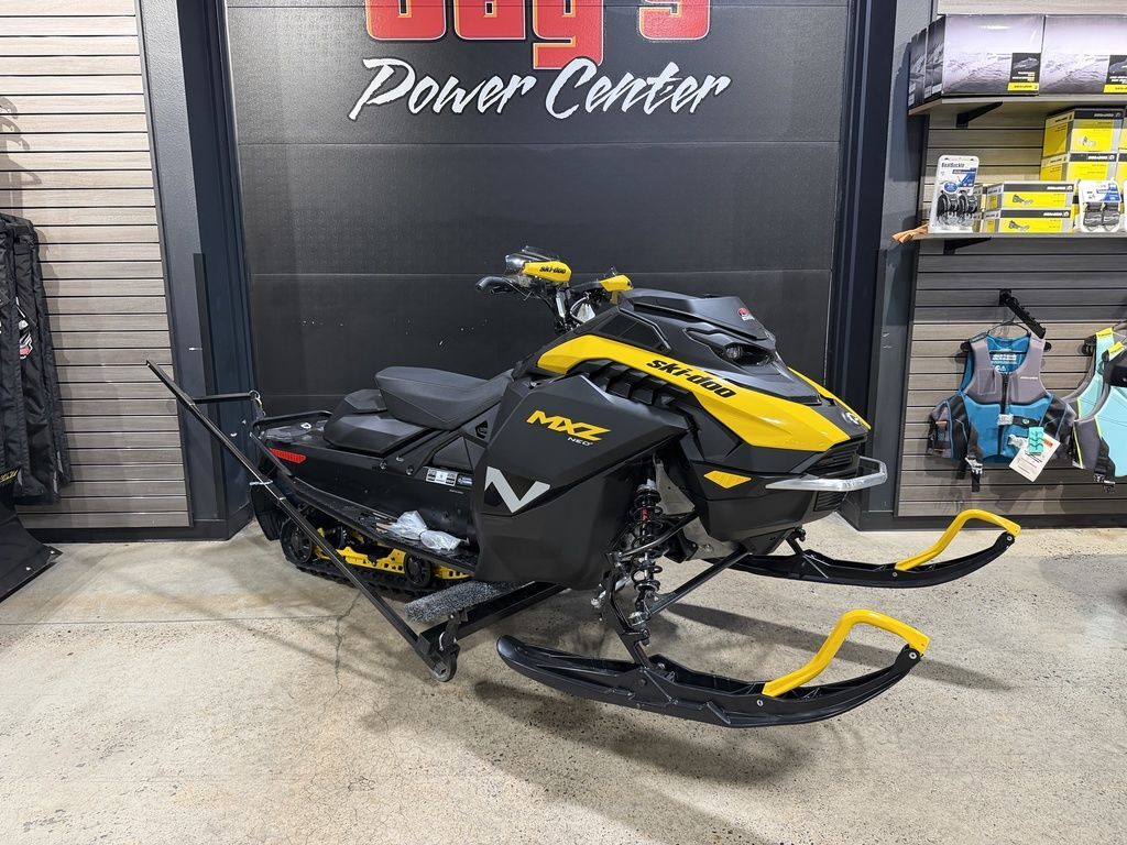 2027 Ski-Doo MXZ Neo+ 600 EFI - 55 120 ES RipSaw 1.25 S_Lev_4.5"_Yll in reedsburg WI