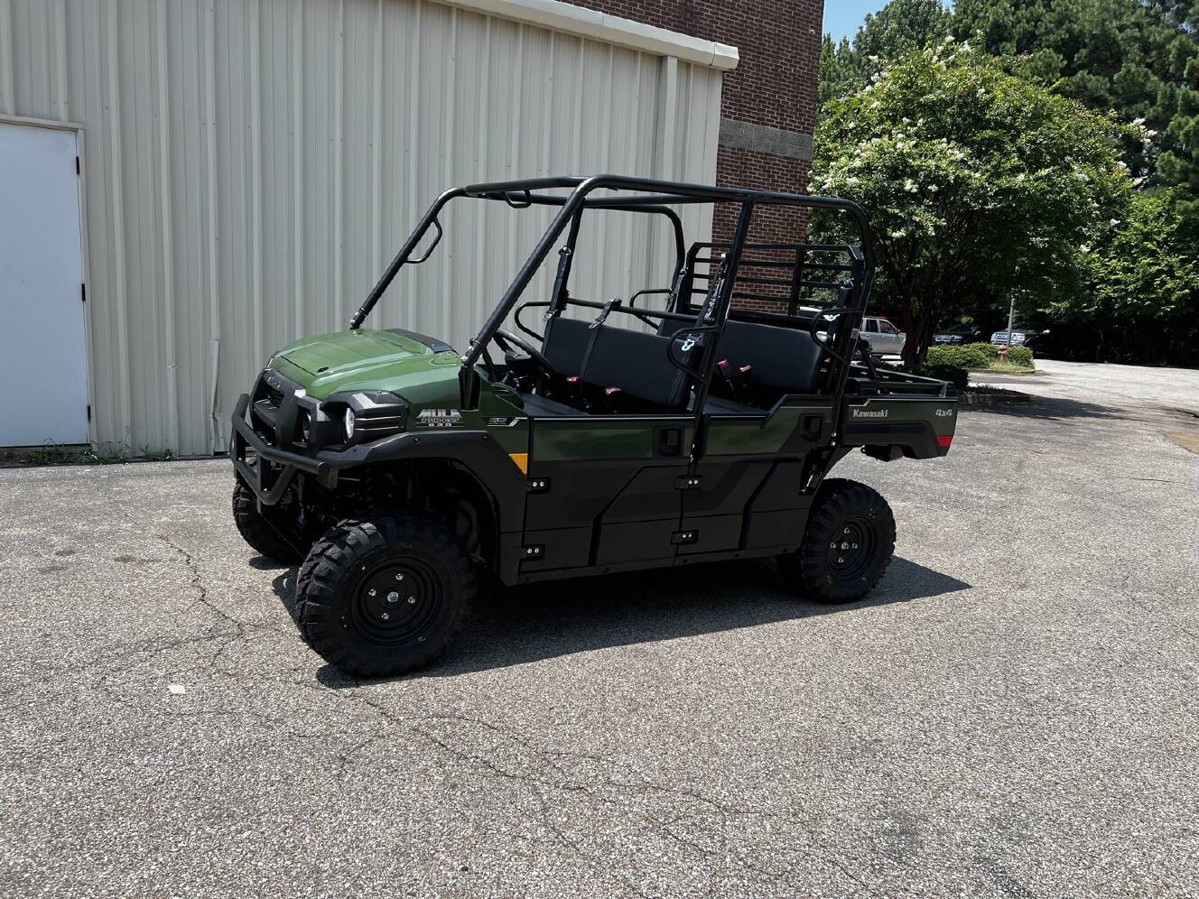A photo of this 2026 Kawasaki Mule PRO-FXT 820 EPS