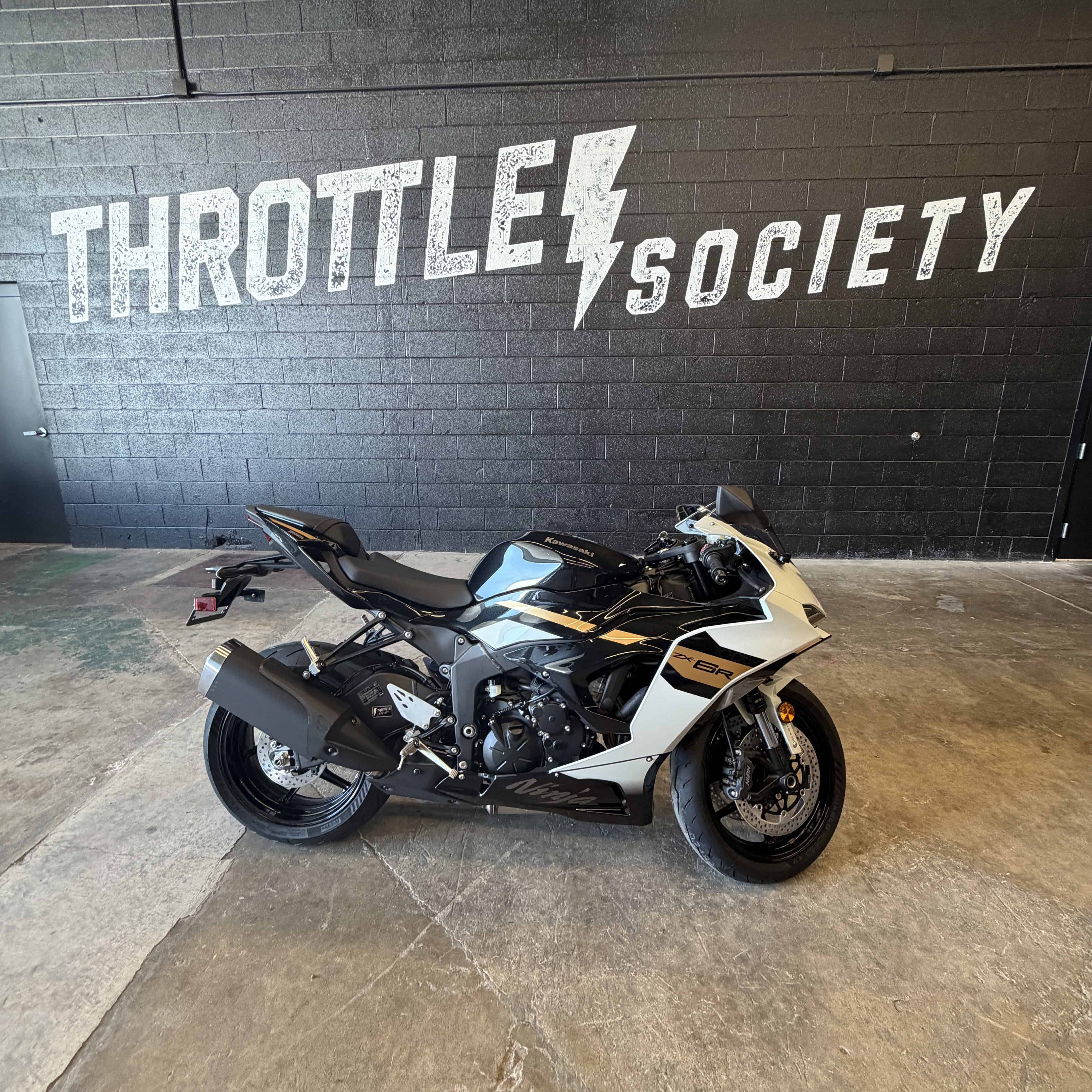 2026 Kawasaki Ninja® ZX -6R BASE in Fremont, OH