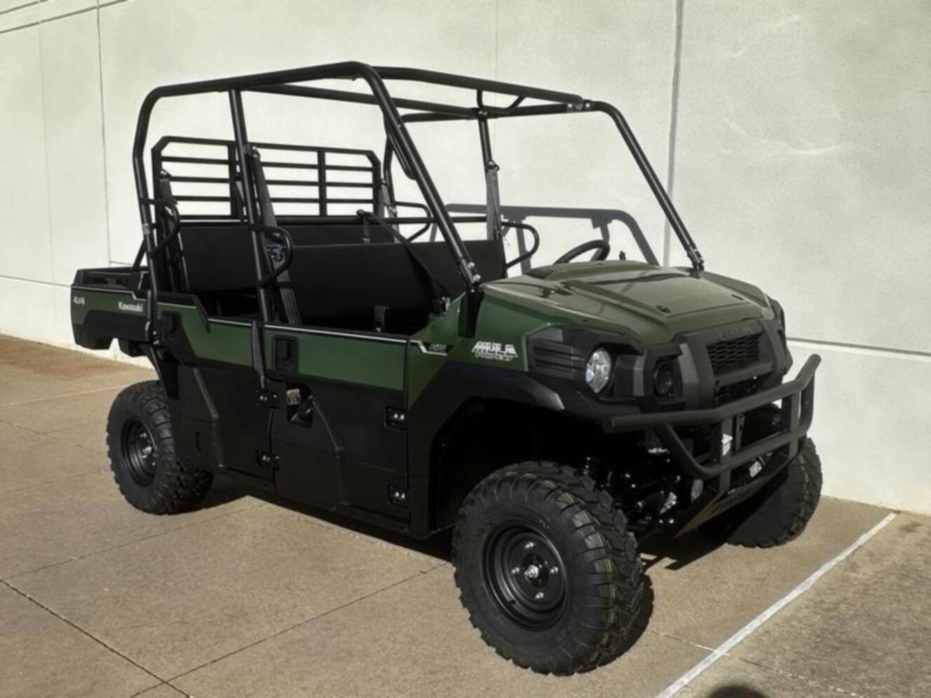 A photo of this 2025 Kawasaki Mule PRO-FXT 820 EPS