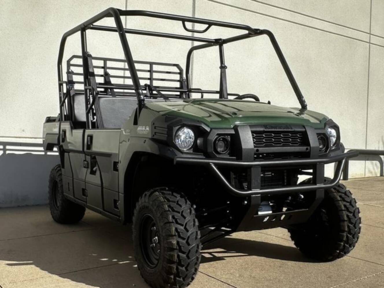 A photo of this 2025 Kawasaki Mule PRO-FXT 820 EPS