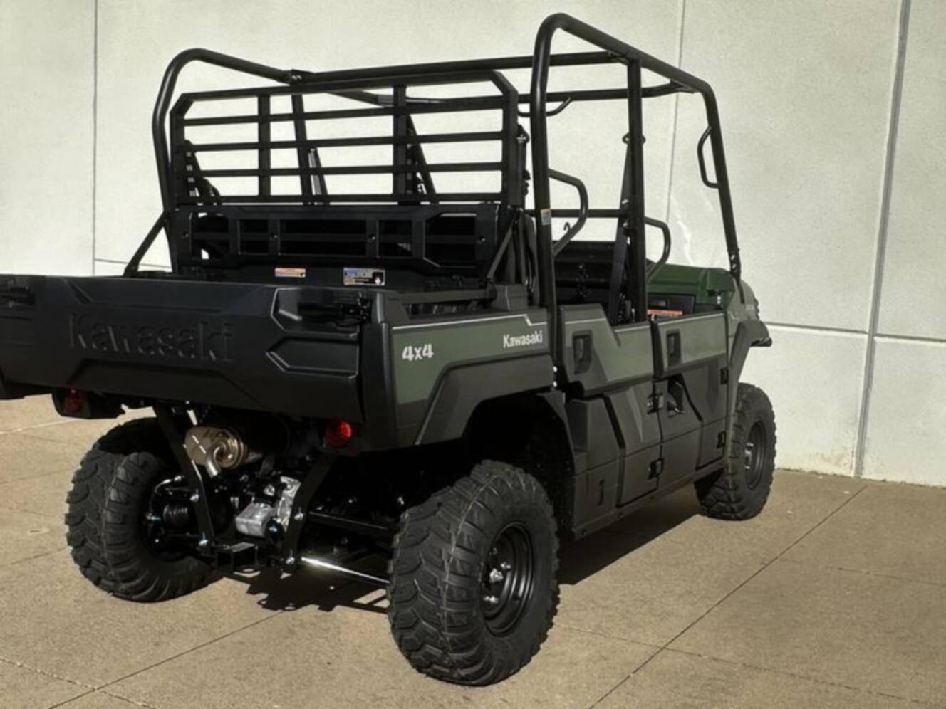 A photo of this 2025 Kawasaki Mule PRO-FXT 820 EPS