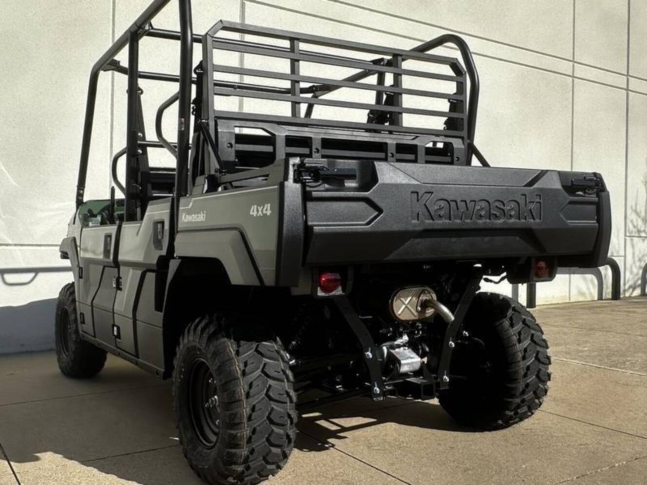 A photo of this 2025 Kawasaki Mule PRO-FXT 820 EPS