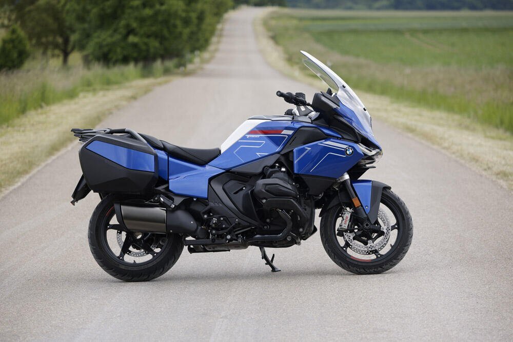 2026 BMW R1300 RT in Burbank, CA