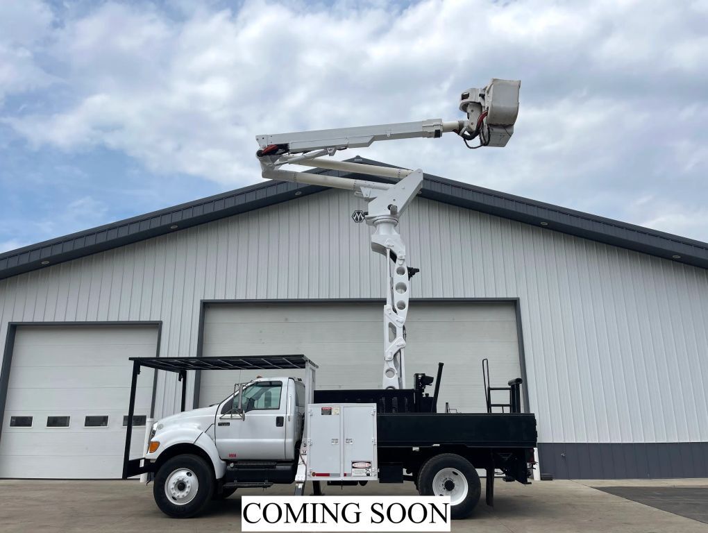 2008 FORD F750 in Battle Creek, MI