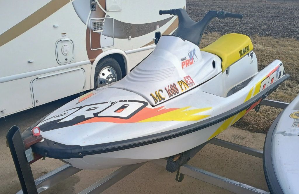 1993 Yamaha jetski in goodfield IL