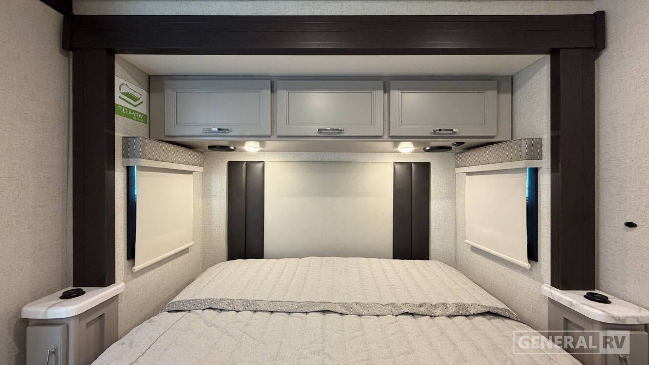 A photo of this 2026 Thor Motor Coach PALAZZO GT 37.5