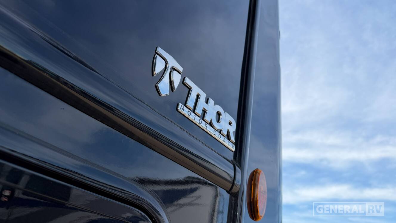 A photo of this 2026 Thor Motor Coach PALAZZO GT 37.5