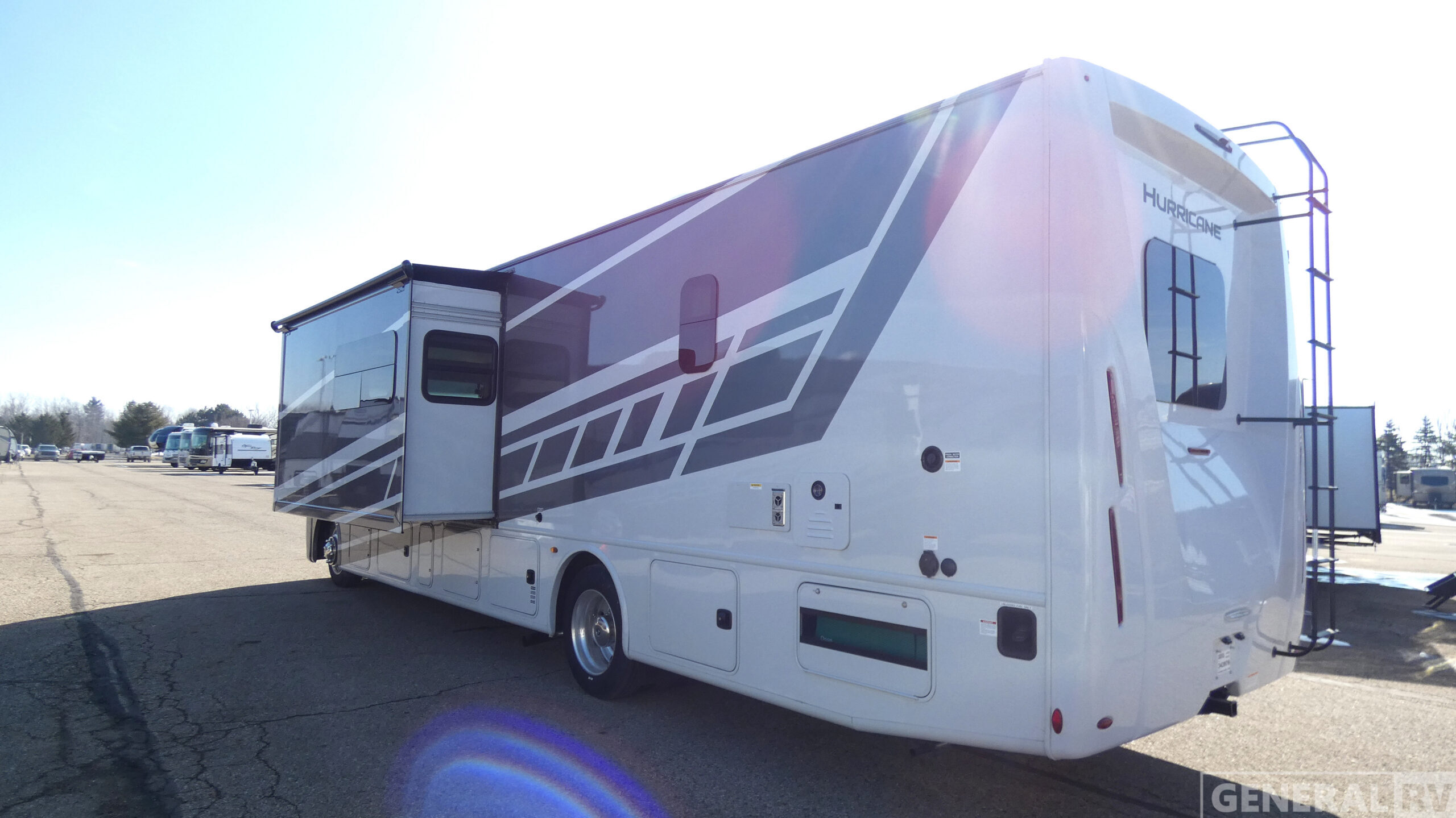 2026 Thor Motor Coach HURRICANE 35R in wayland MI