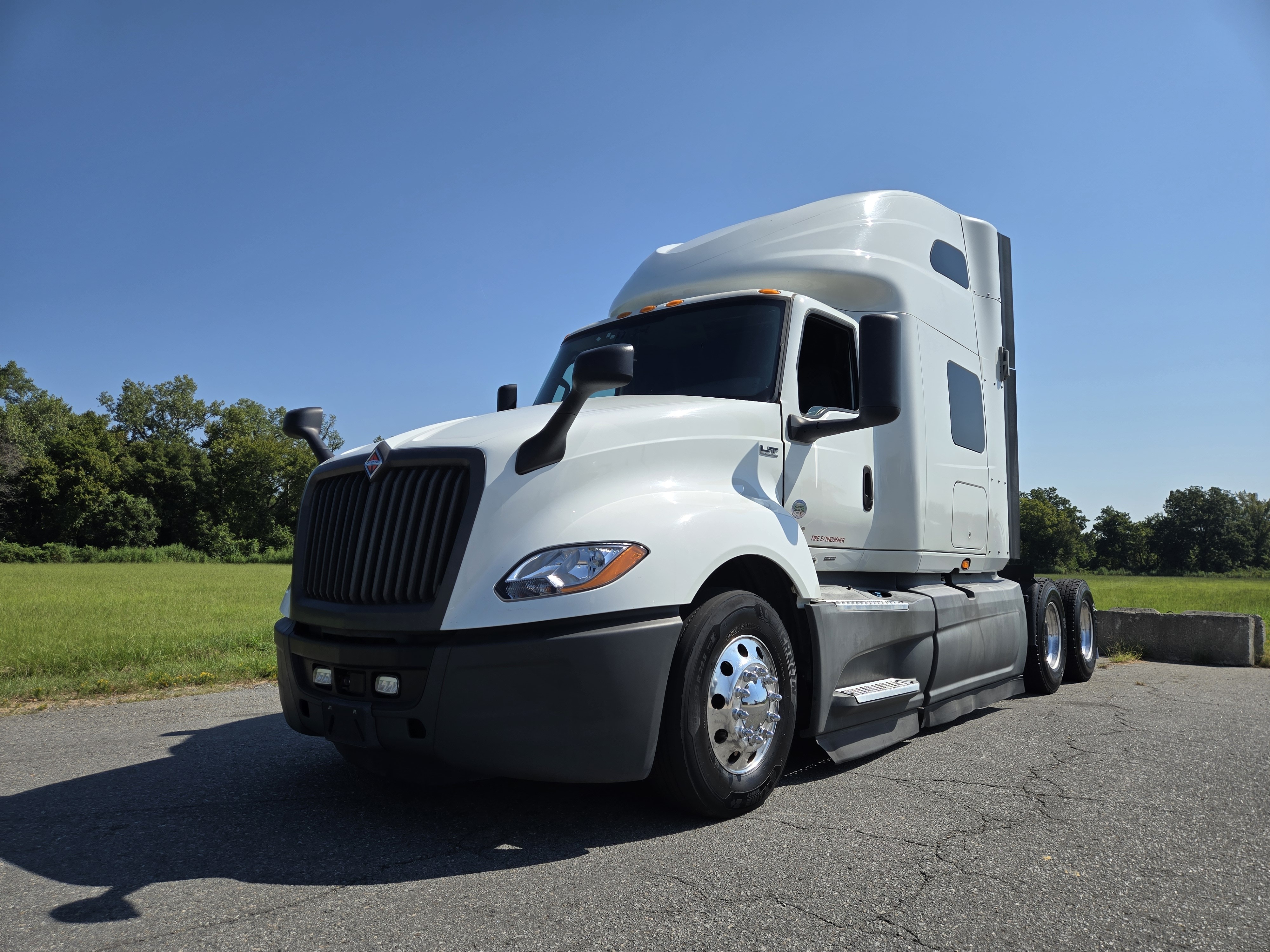 2021 INTERNATIONAL LT625 in Little Rock, AR