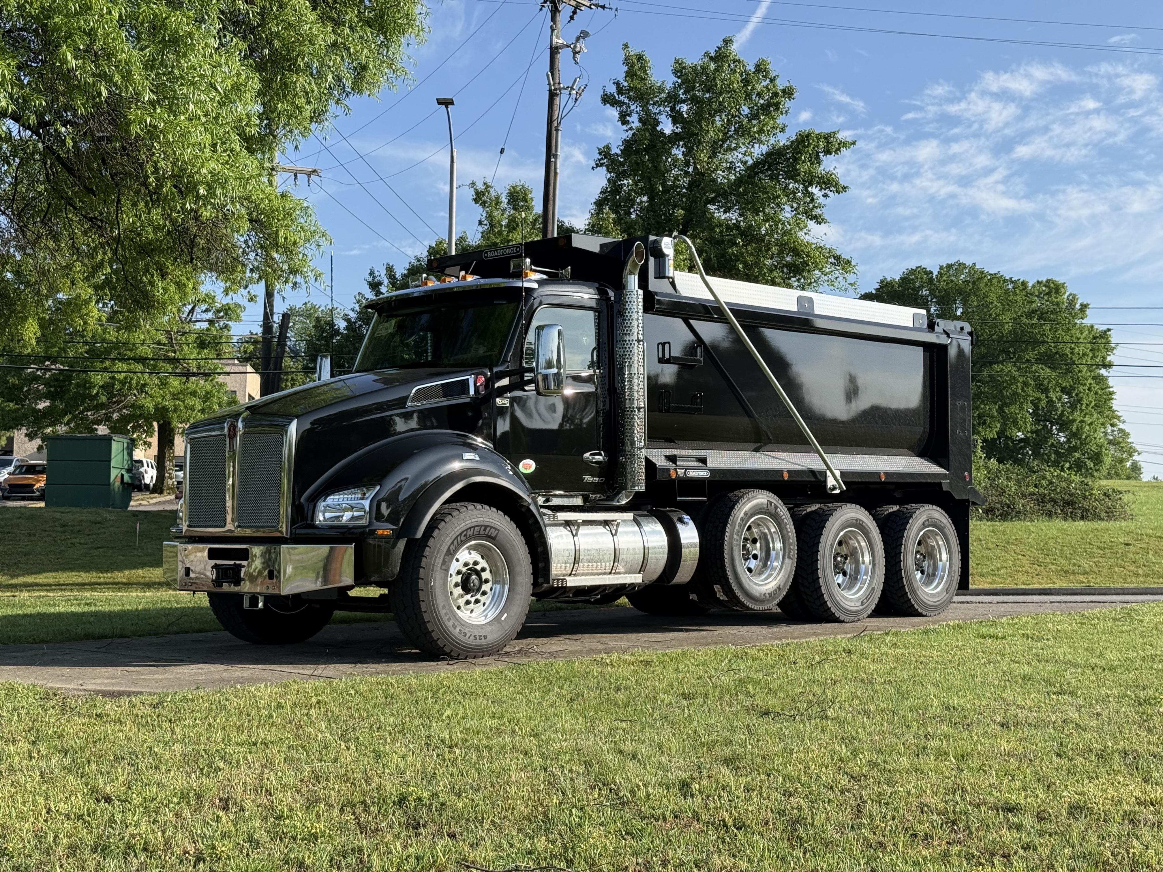 2027 KENWORTH T880 in Nashville, TN
