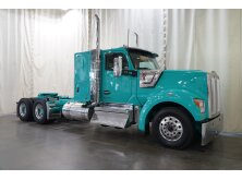 Commercial Truck Trader Spotlight: Kenworth W990 image