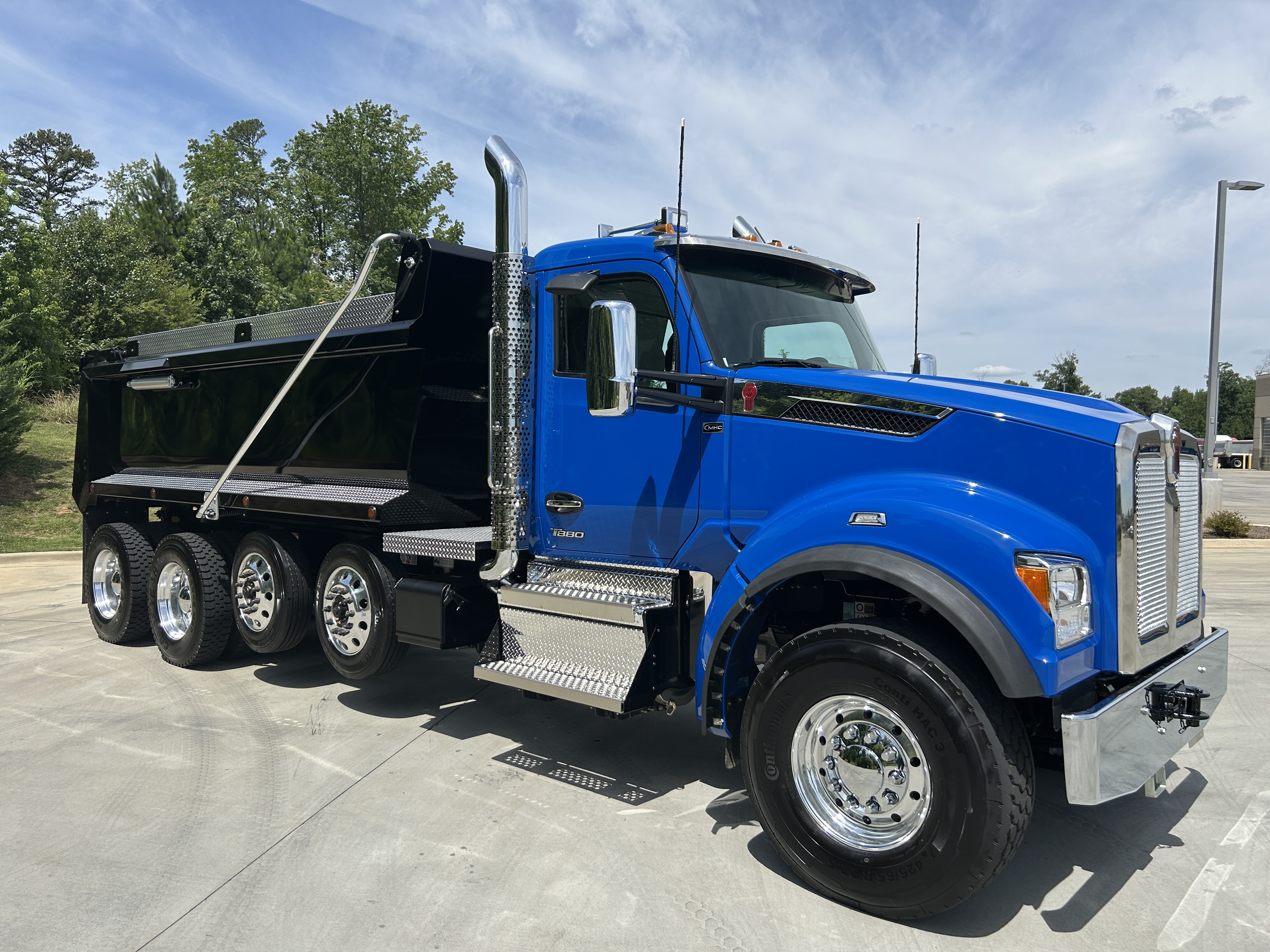 2027 KENWORTH T880S PH in Charlotte, NC
