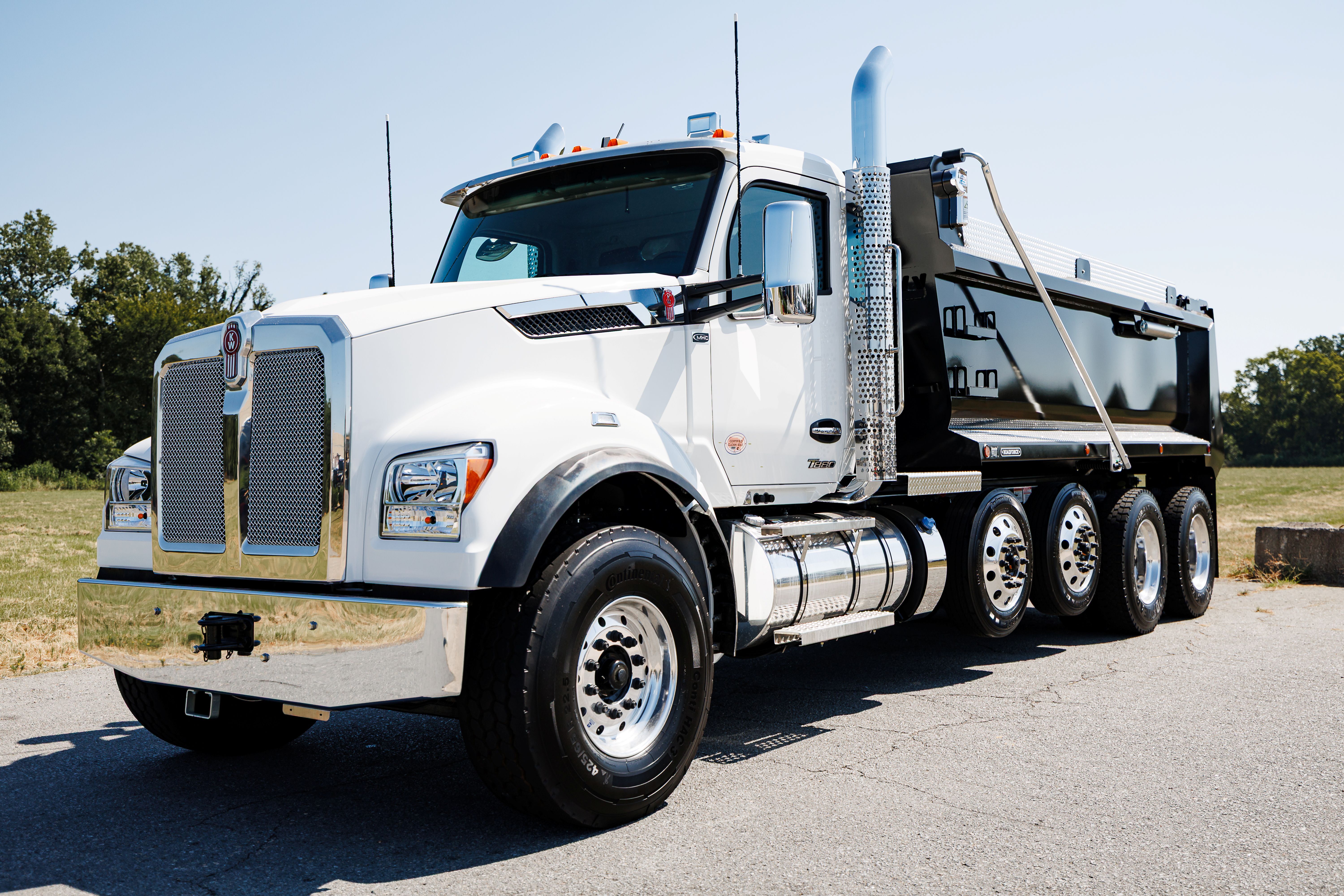 2027 KENWORTH T880S PH in Little Rock, AR
