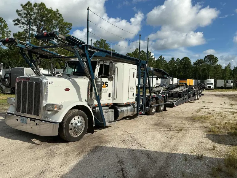 2017 Peterbilt 389
