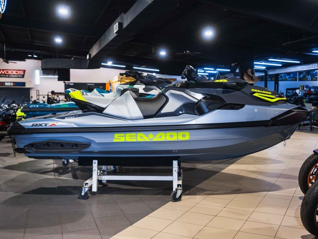 2026 Sea-Doo RXT-X 325 Ice Metal / Manta Green in new braunfels TX