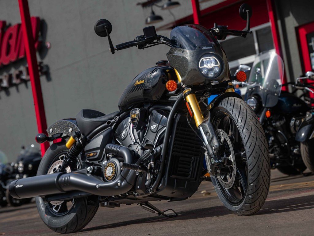2026 Indian Motorcycle® 101 Scout® Black Crystal with Super Graphite BASE in New Braunfels, TX