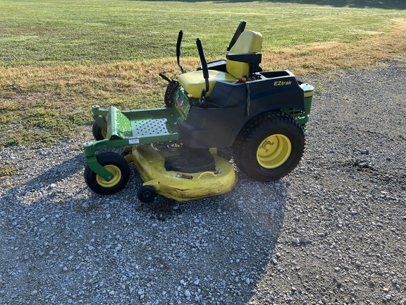 2014 John Deere Z445 in Wilmington, OH