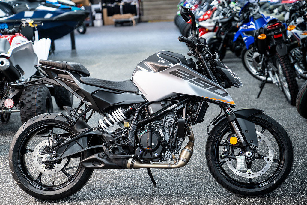 2026 KTM 250 Duke 250 in Upper Darby, PA