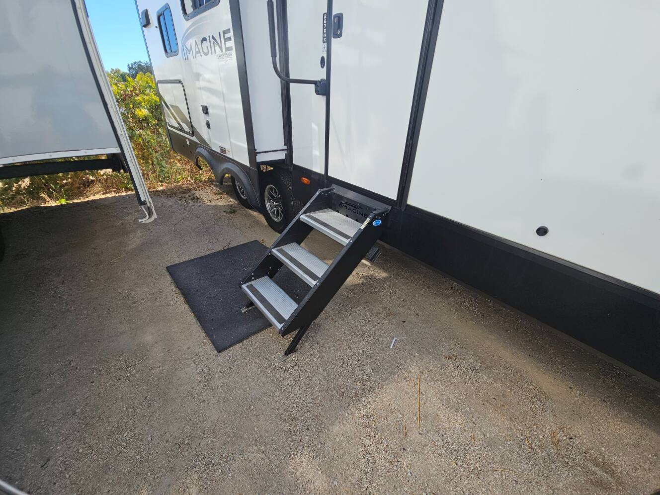 A photo of this 2025 Grand Design Imagine 2670MK