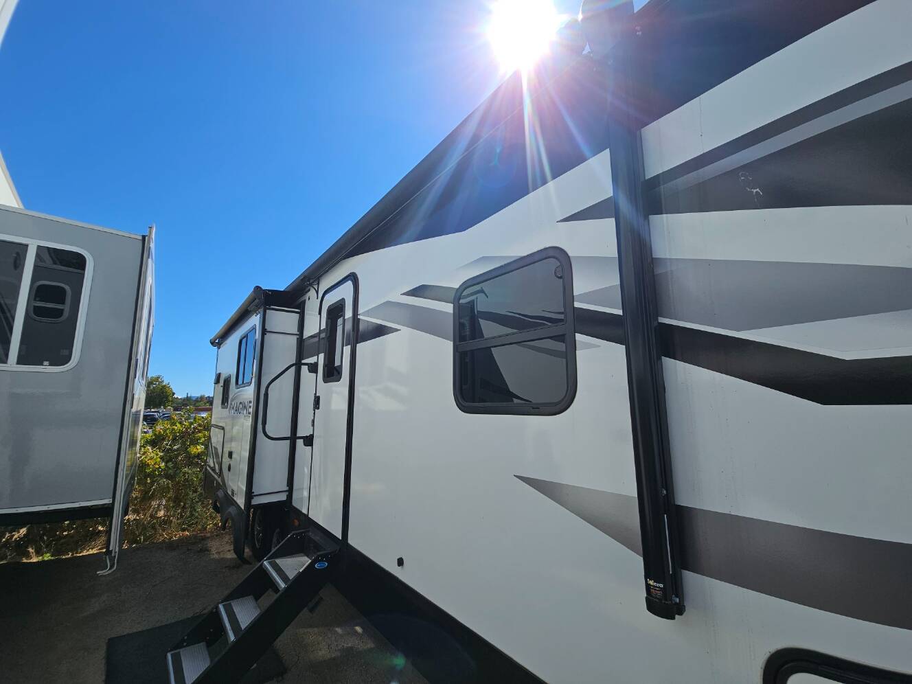 A photo of this 2025 Grand Design Imagine 2670MK