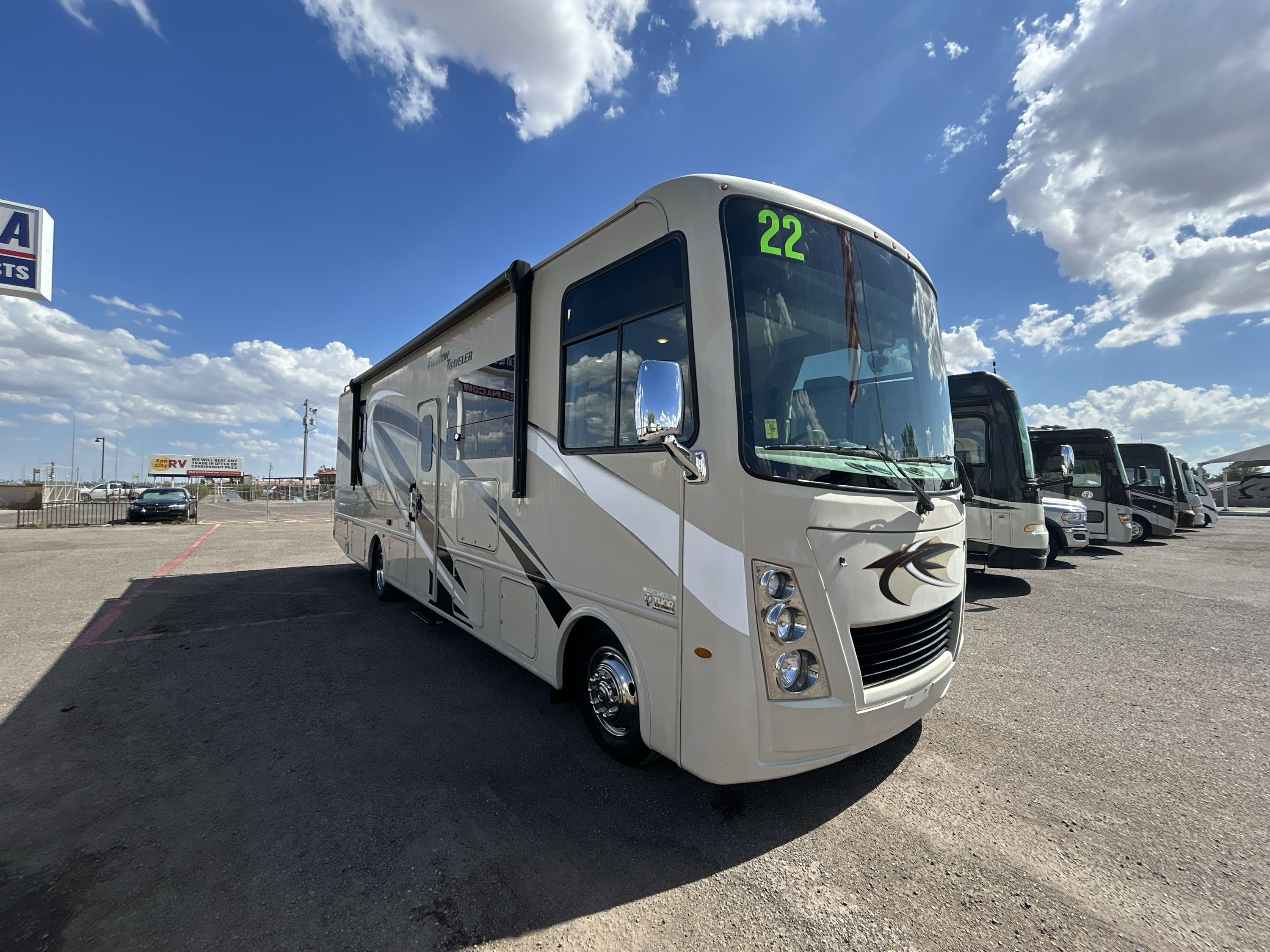 2022 Thor FREEDOM TRAVELER A32 in el mirage AZ
