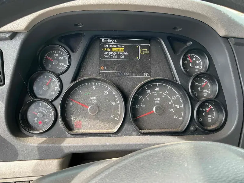 2019 PETERBILT 567