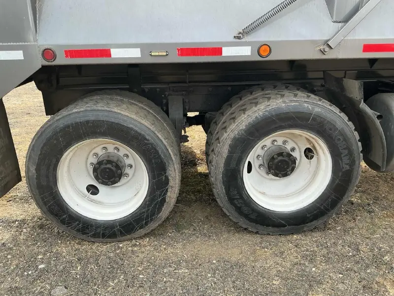 2019 PETERBILT 567