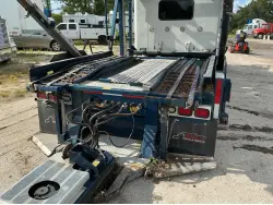 2017 PETERBILT 389