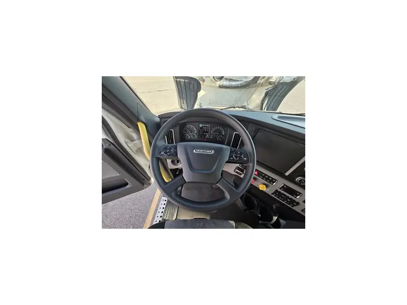 2022 FREIGHTLINER CASCADIA 126