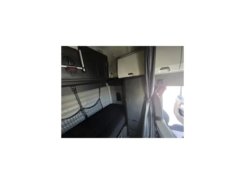 2022 FREIGHTLINER CASCADIA 126