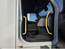 2022 FREIGHTLINER CASCADIA 126